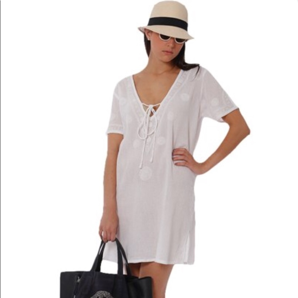 Chach Women’s White Tunic